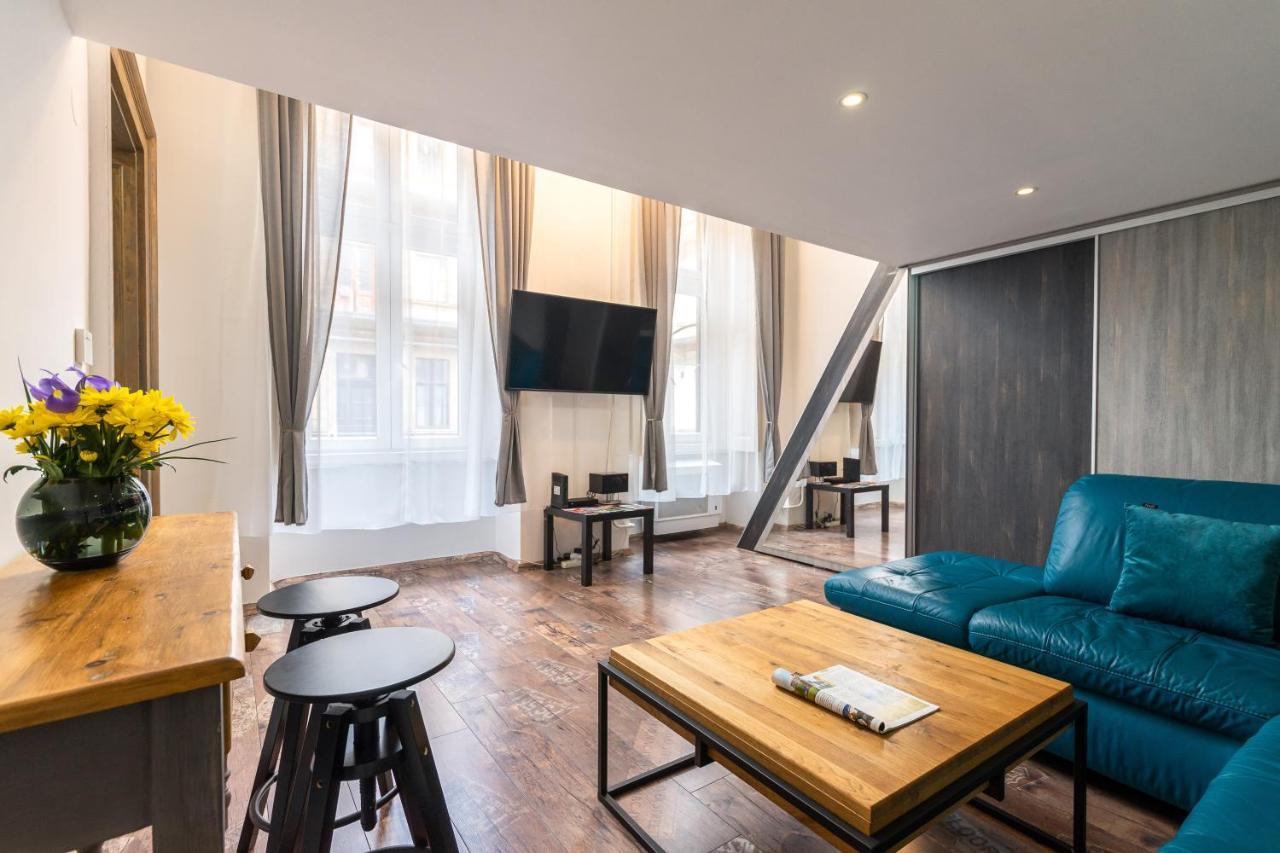Astoria Blue Apartment Budapest Bagian luar foto