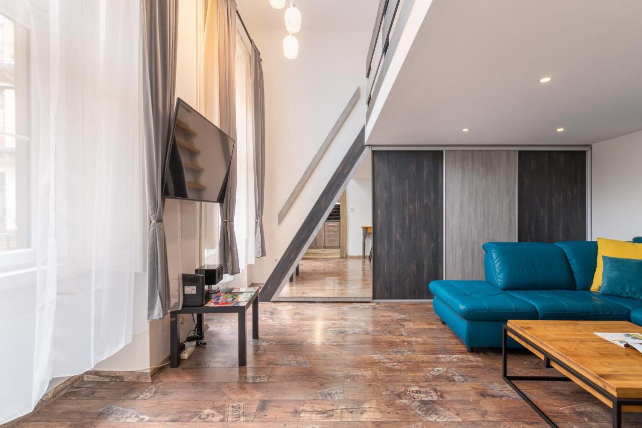Astoria Blue Apartment Budapest Bagian luar foto