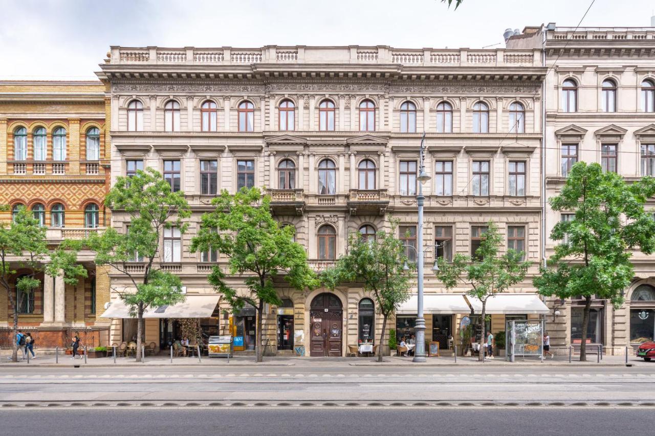 Astoria Blue Apartment Budapest Bagian luar foto
